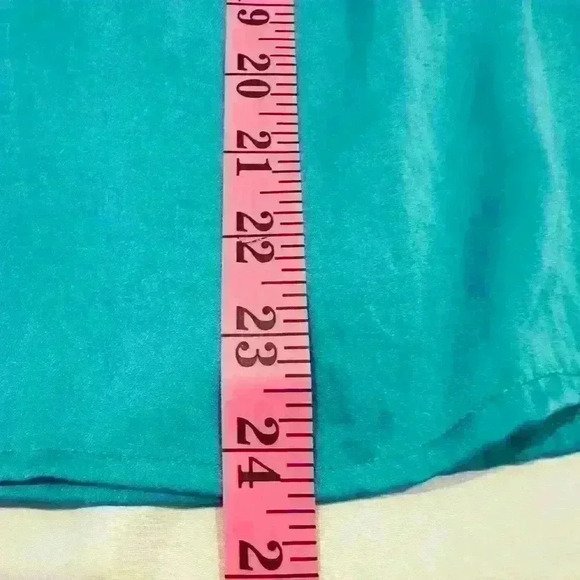 Talbots green blouse size LP. - Picture 7 of 8